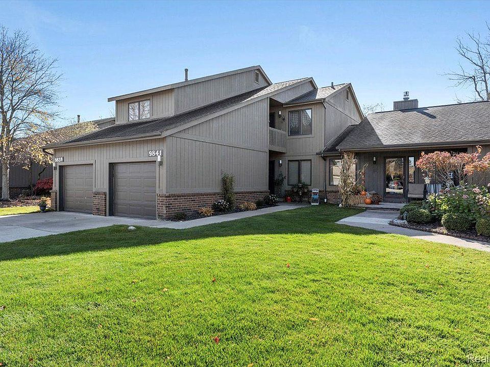 1st image of 9841 Hawthorne Glen Dr
