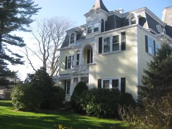 (undisclosed Address), Newport, RI 02840