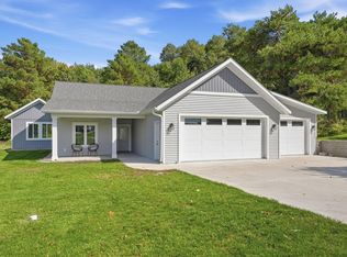 3319 Lakecrest Rd NE, Alexandria, MN 56308