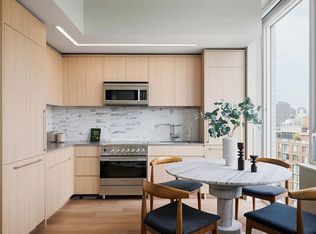 430 Main St #25M, New York, NY 10044