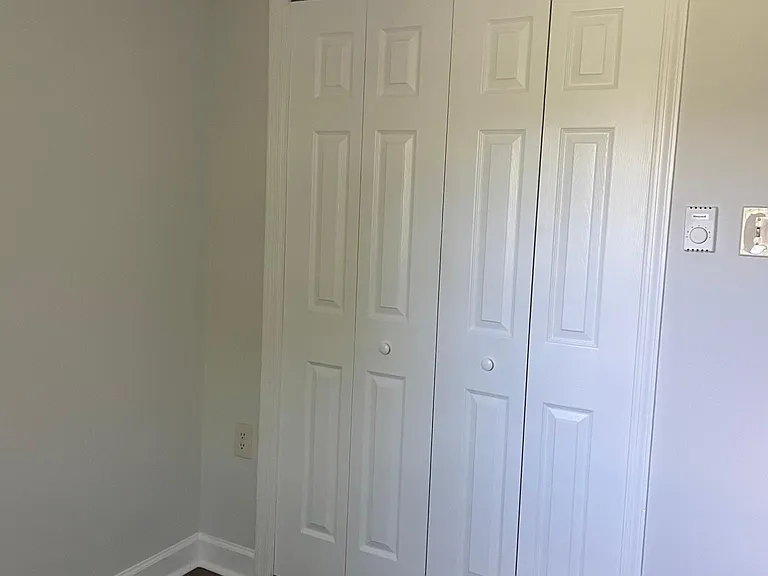 Closet bedroom 3