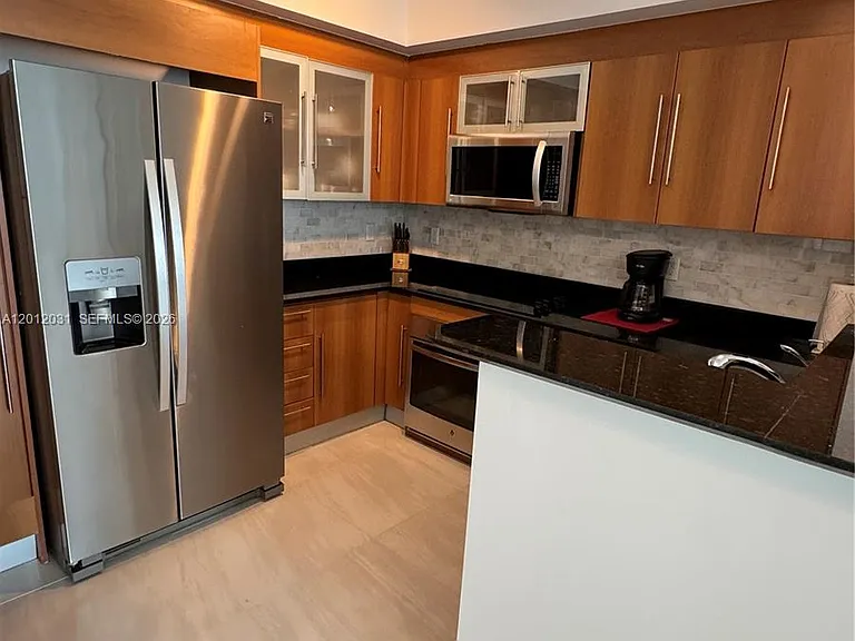 335 Biscayne Blvd #2900 — Photo 27