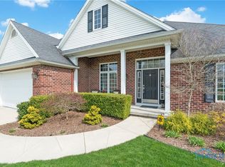 7415 Kaolin Rd, Maumee, OH 43537