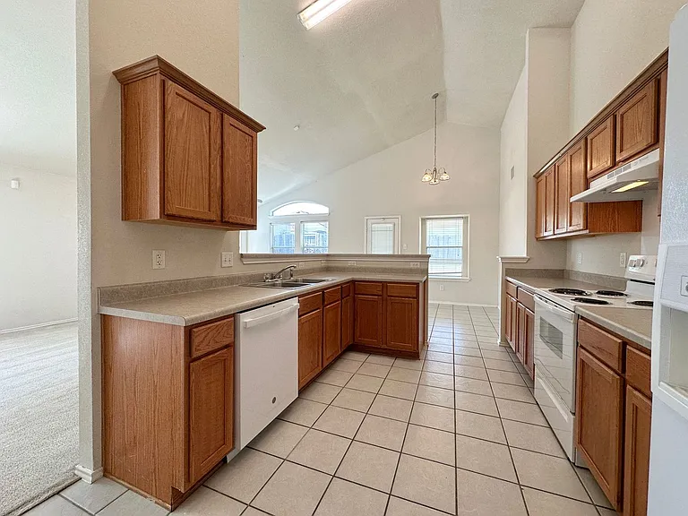 4700 Sydney Harbour Ct — Photo 14