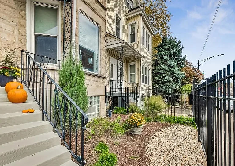 1460 W Irving Park Rd #2 — Photo 21