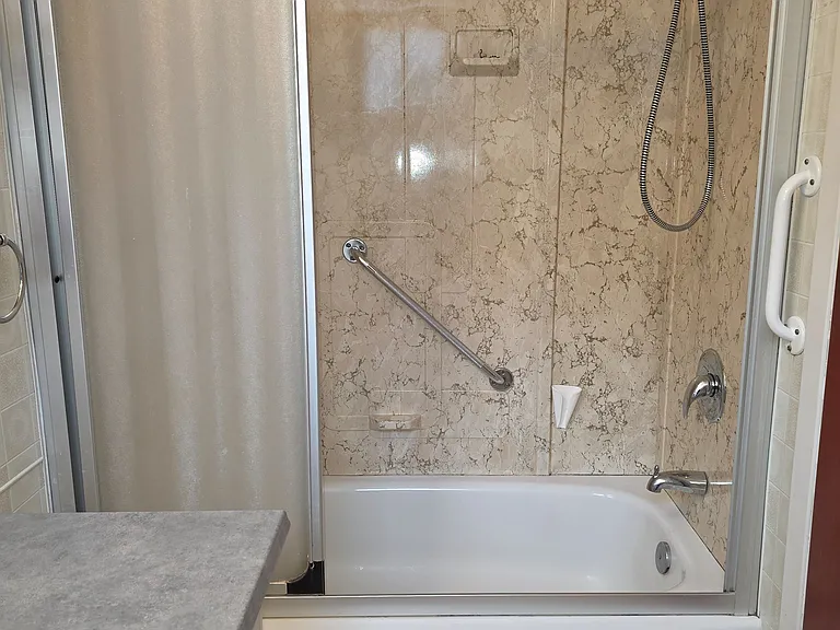 516 Rose St — Photo 11