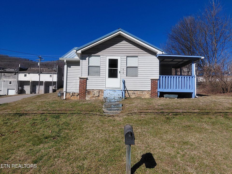 1st image of 414 W Ash St