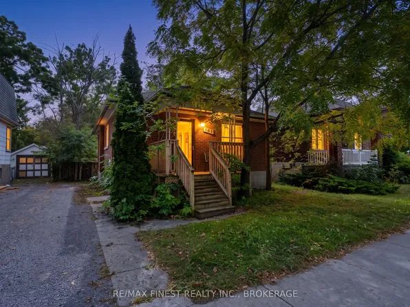 162 Mack St, Kingston, ON K7L 1P4