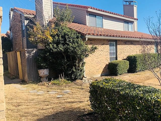 1st image of 14800 Enterprise Dr APT 27D