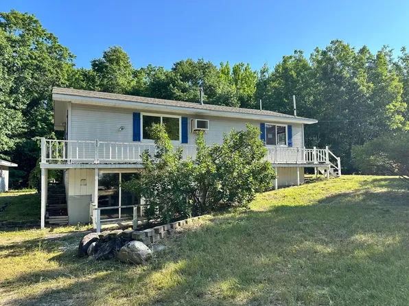 2901 Rose City Rd, Lupton, MI 48635