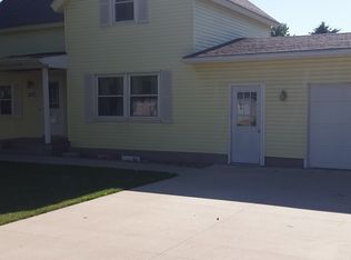 223 1st St, Dike, IA 50624