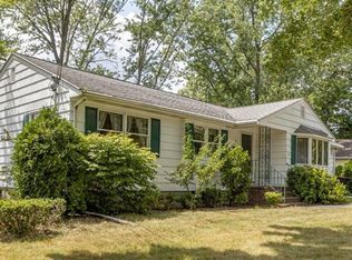245 Ettrick St, Brockton, MA 02301