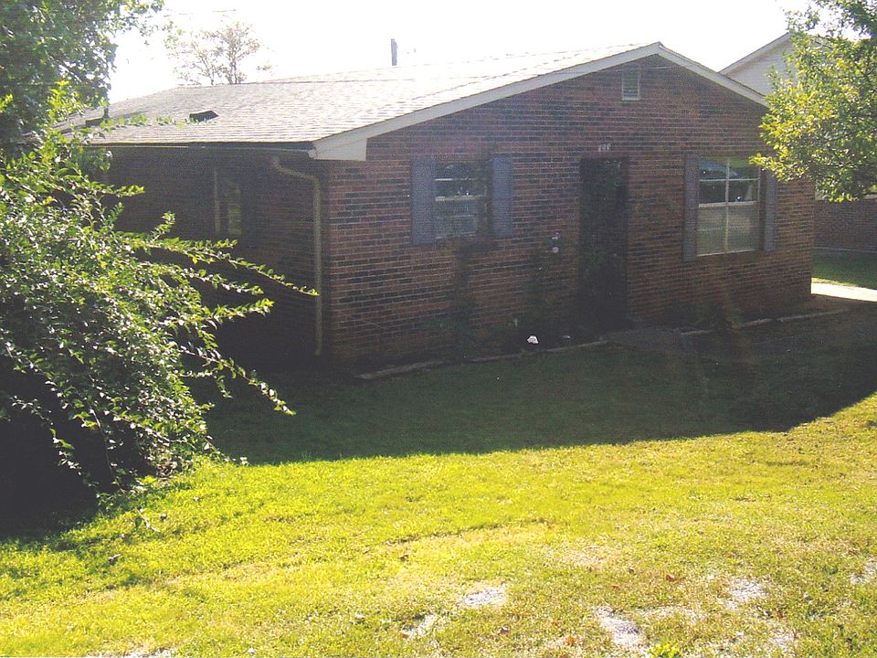 2nd image of 513 Sarver St