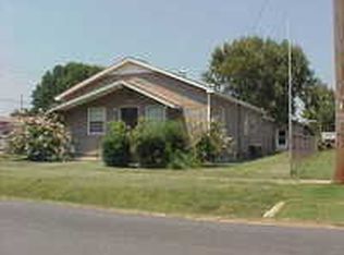436 W 2nd St, Stuttgart, AR 72160