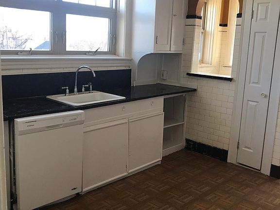 4th image of 2039 W Garfield Blvd APT 3
