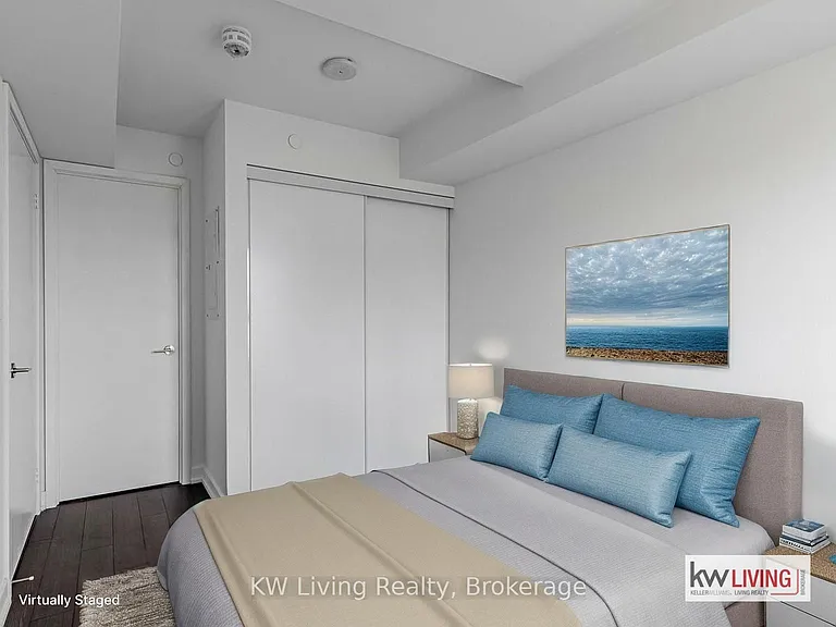 181 Huron St #807 — Photo 2