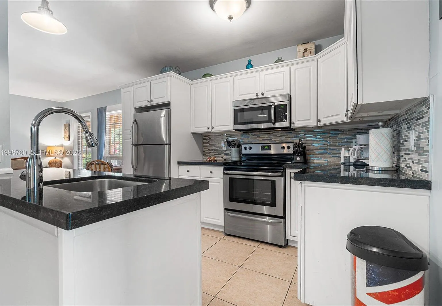 Lauderdale Beach Ext — Photo 3