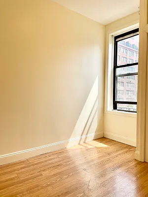 Rented by Douglas Elliman | media 10