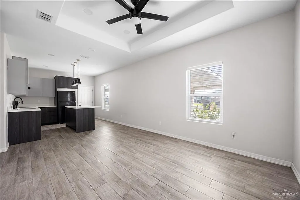 2 bed, 2.0 bath, 885 sqft, $1,050 — Photo 4
