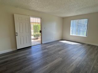 656 Sunnyside Ave APT 112, Clovis, CA 93611