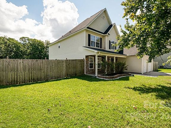 3rd image of 4350 Cole Creek Dr