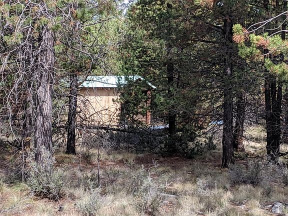 4th image of 15910 Woodland Dr