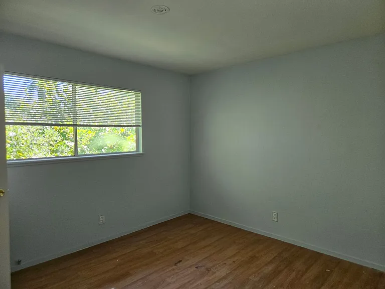 2615 D St #6 — Photo 13