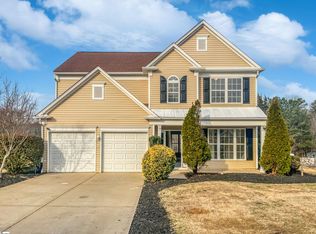 2 Sawtooth Ct, Simpsonville, SC 29680