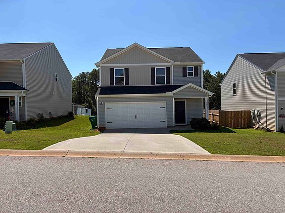 2nd image of 147 Field Crest Ln