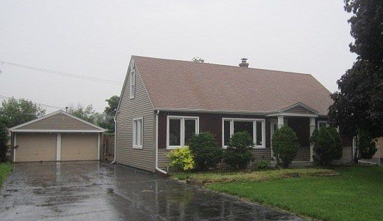 1st image of 322 Morse Dr