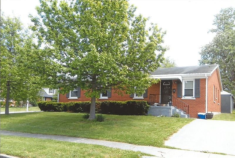 1044 Juniper Drive / 2279 Winterberry Drive