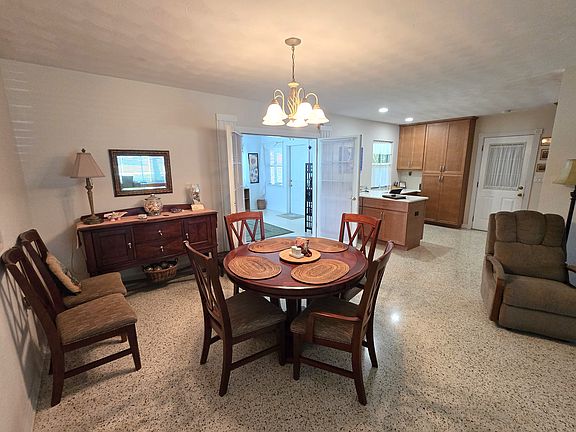 5th image of 5116 13th Avenue Dr W