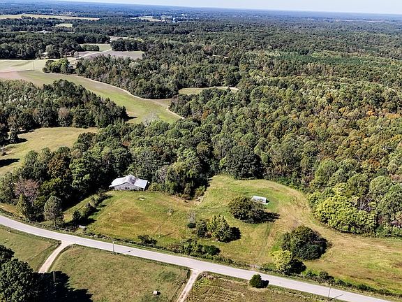 5th image of 9062 Dry Creek Rd