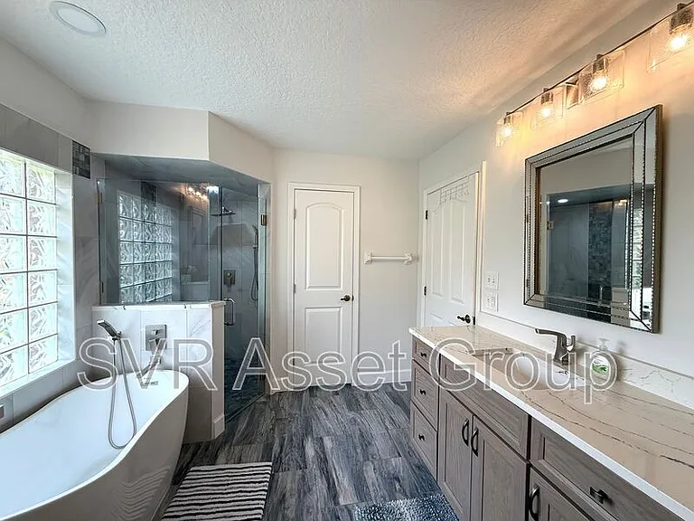 8997 Adams Walk Dr — Photo 15