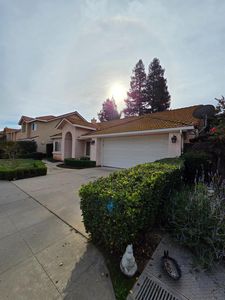 369 E Lindbrook Ln, Fresno, CA, 93720