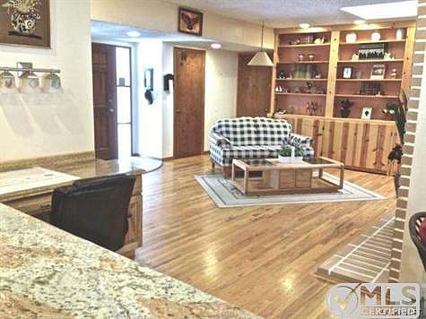 4th image of 7921 Jordan Ave