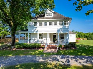 20923 Green St, Roland, AR 72135