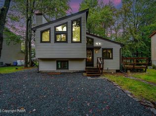 6354 Ventnor Dr, Tobyhanna, PA