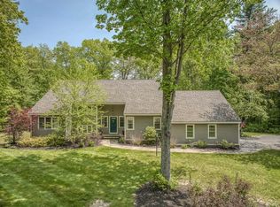 8 Jefferson Rd, Windham, NH 03087