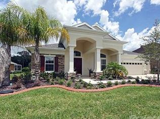 3204 Watermark Dr, Zephyrhills, FL 33544