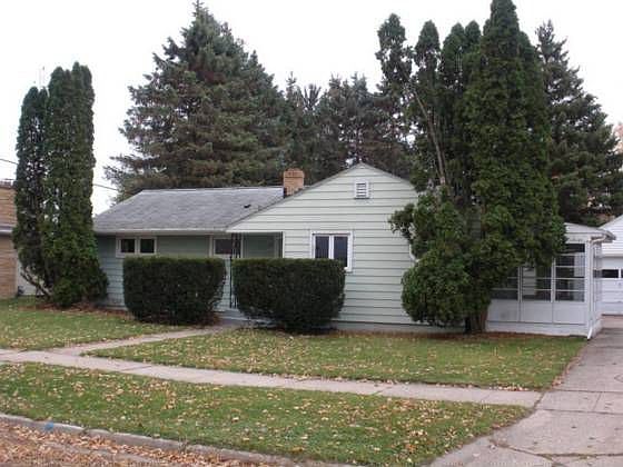 1st image of 1817 Peterson Ave