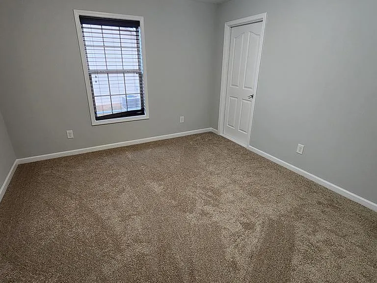 4525 Village Ct — Photo 28