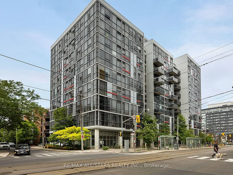 60 Bathurst St #Penthouse 1011 — Photo 33