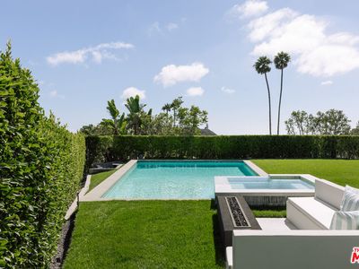 2162 Westridge Rd, Los Angeles, CA, 90049