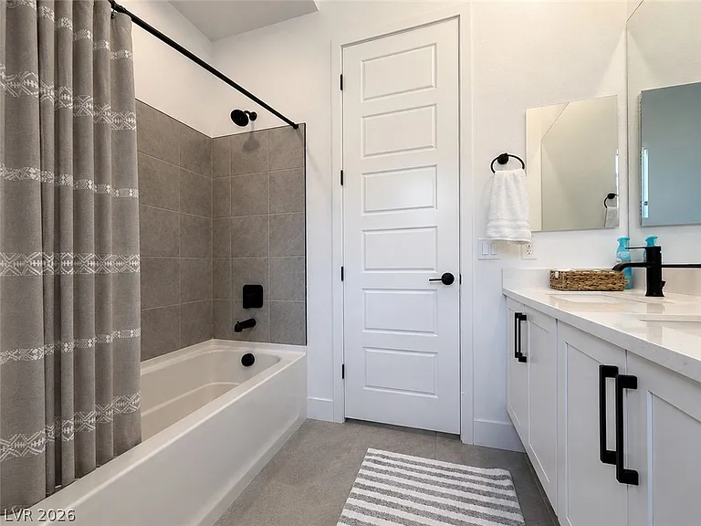 5040 Terramont Dr — Photo 32