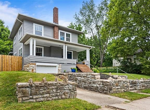 2nd image of 5821 Virginia Ave