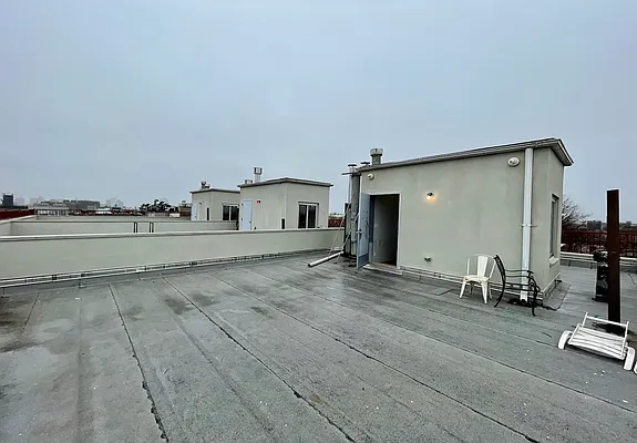 Rented by Zjama Realty Corp | media 9