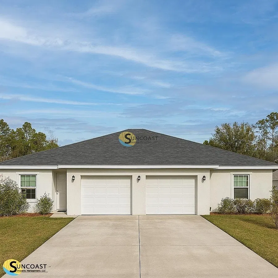 Pet-Friendly 3BD Duplex in Palm Coast P Section! — Photo 1