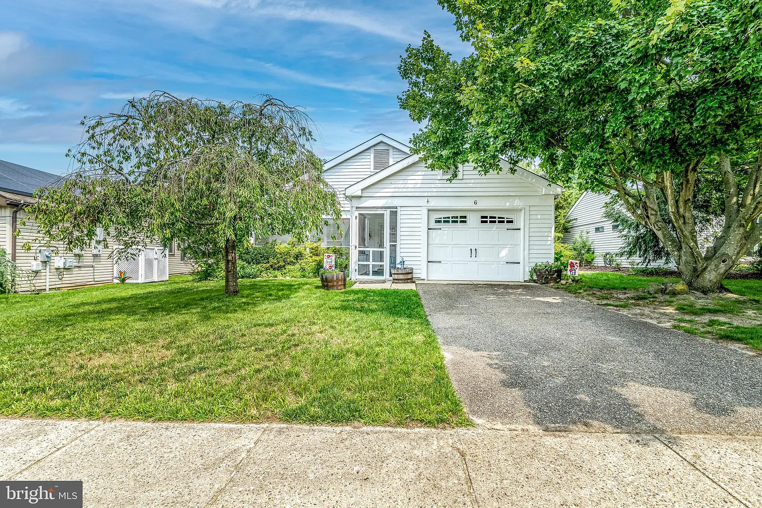 6 Banbury Ln photo 1