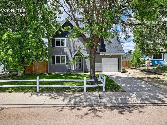 3rd image of 3464 Monica Dr W
